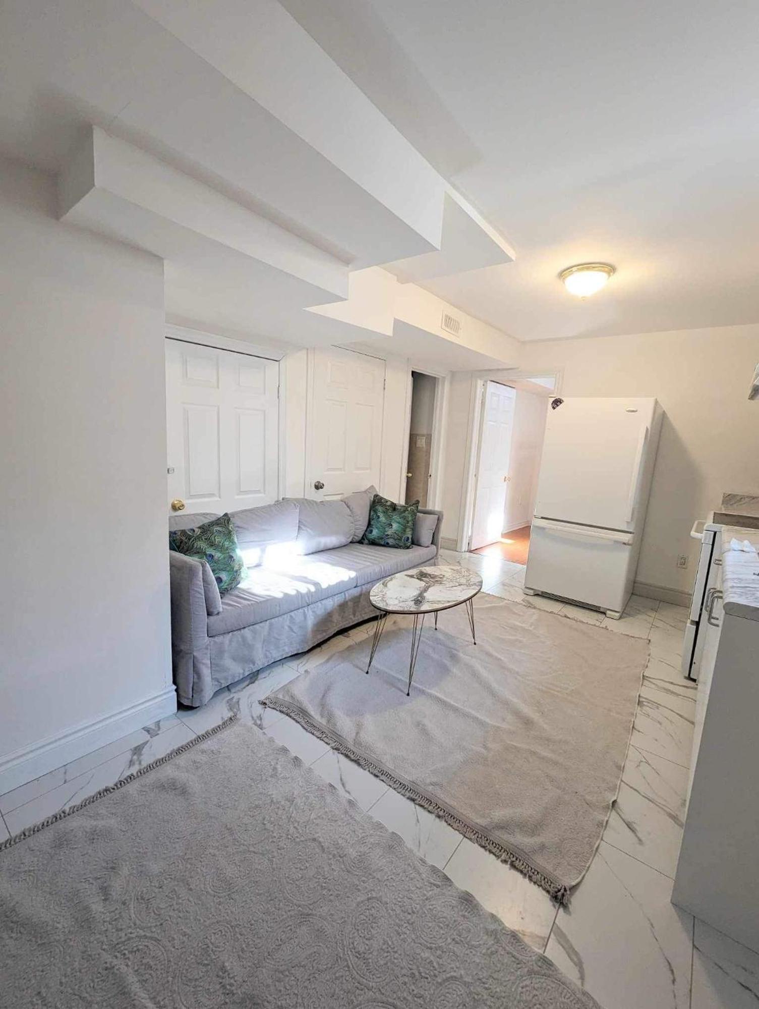 Wonderland Apartment - 6 Min By Walking Vaughan Exterior foto